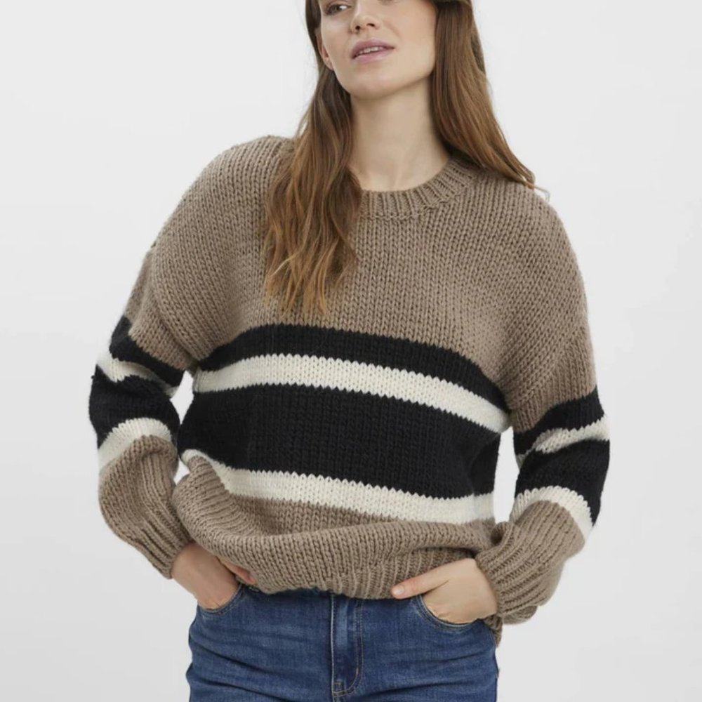 VERO MODA O-Neck Knit Pullover Sweater (New with tag)
